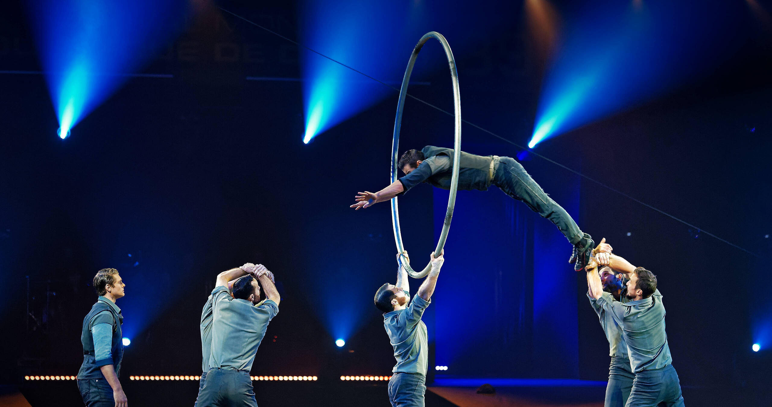 Opening Festival Mondial du Cirque de Demain by Cirque Éloize - Co-director (2018)
