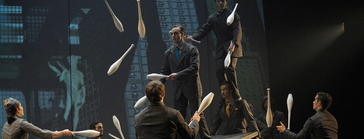 Cirkopolis - Cirque Éloize - Artistic advisor + Heacoach + Creative director of the remounts (2012-2018)